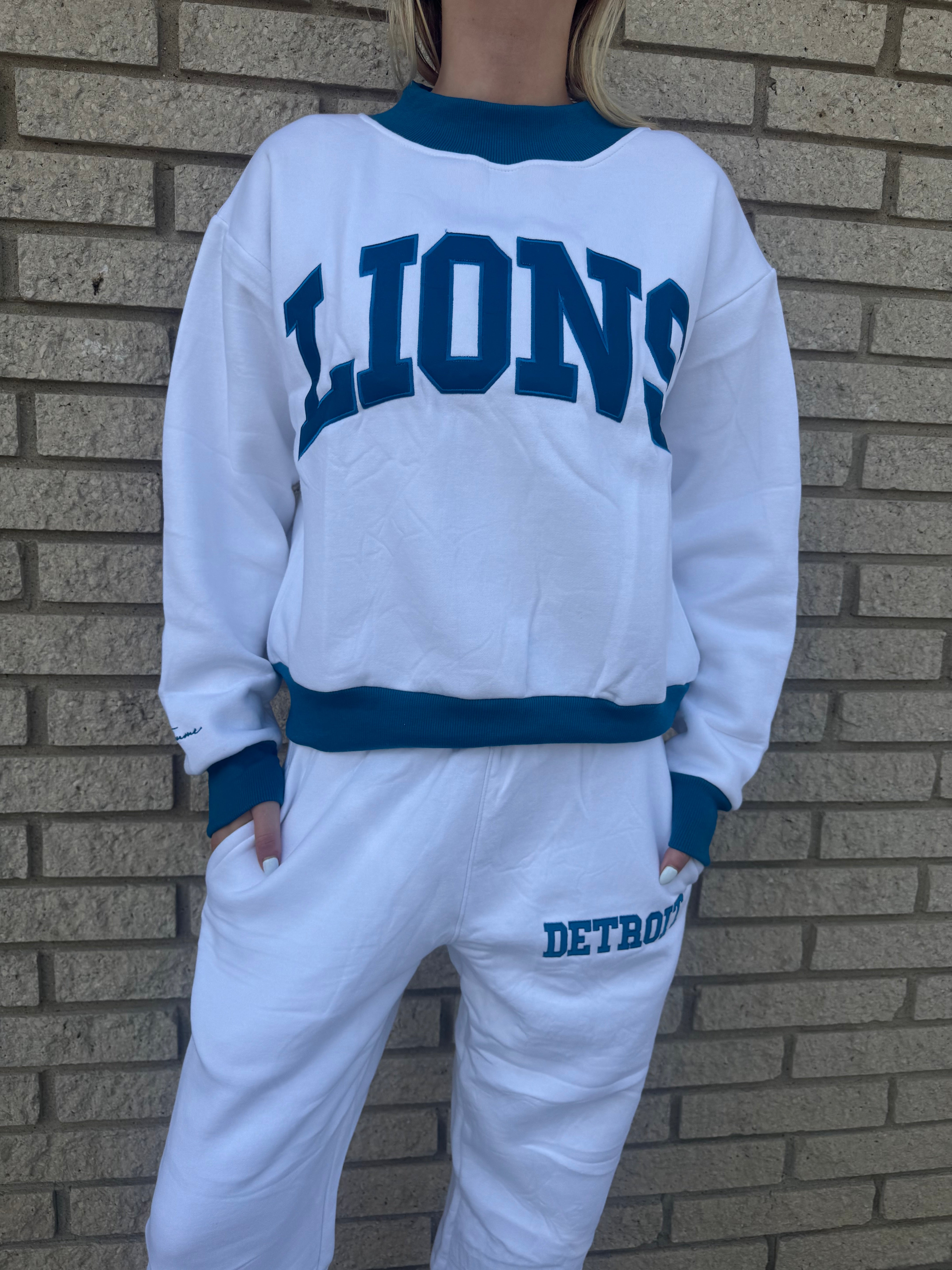 Motor City Sunday Mockneck