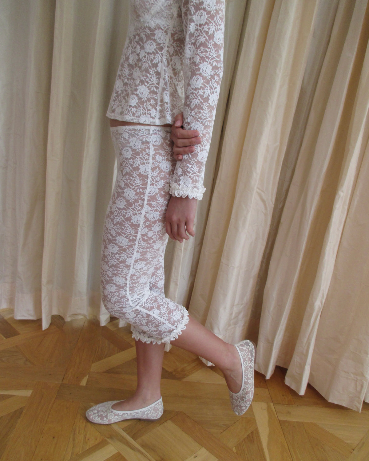 Lace Poem Capri - White
