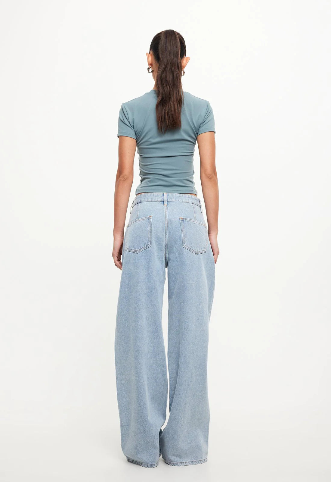 Essential Tee - ONFEMME By Lindsey's Kloset