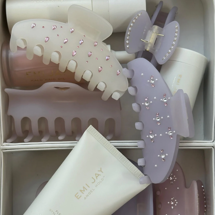 Big Effing Clip in Morning Angel - ONFEMME By Lindsey's Kloset