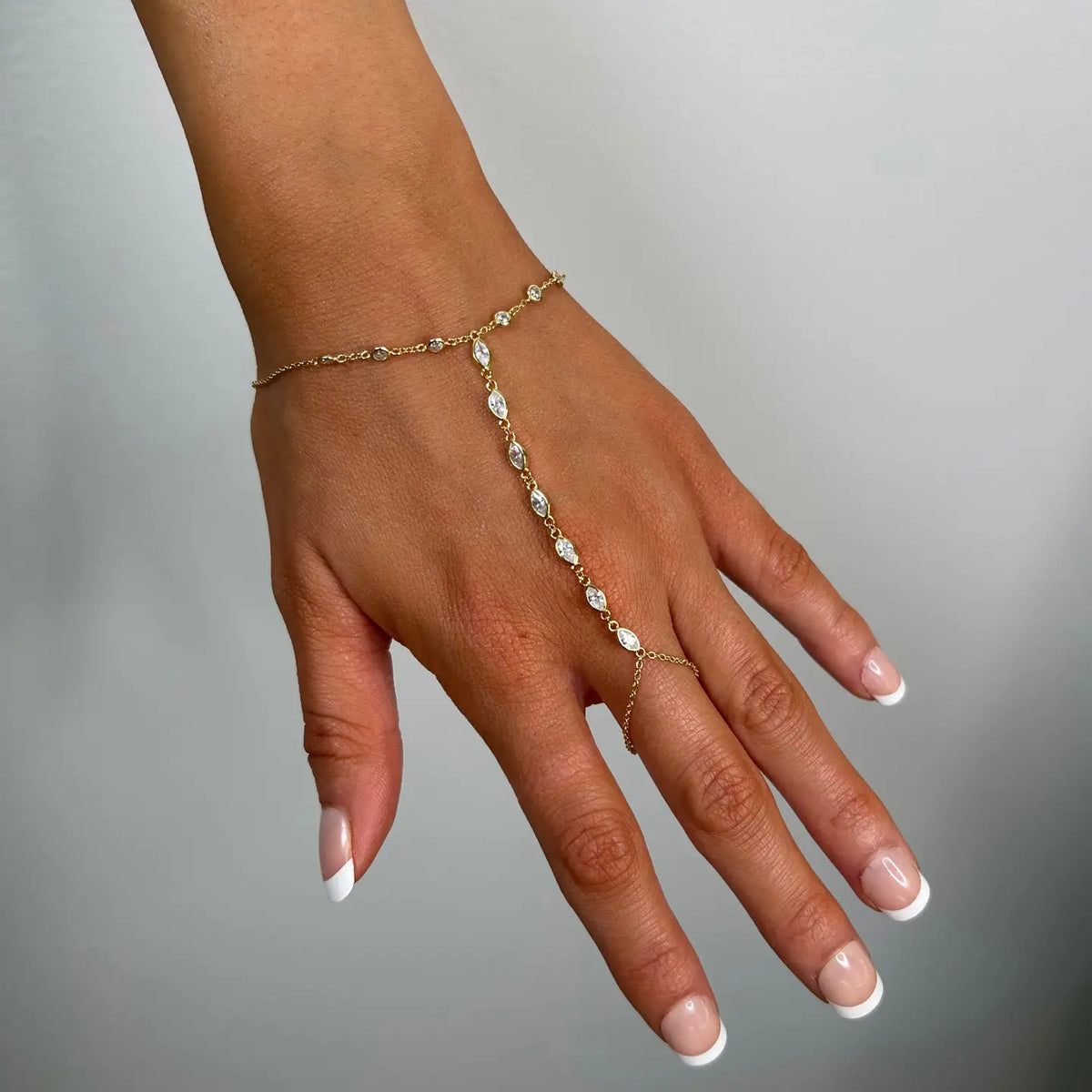 Anastasia Hand Chain - ONFEMME By Lindsey's Kloset