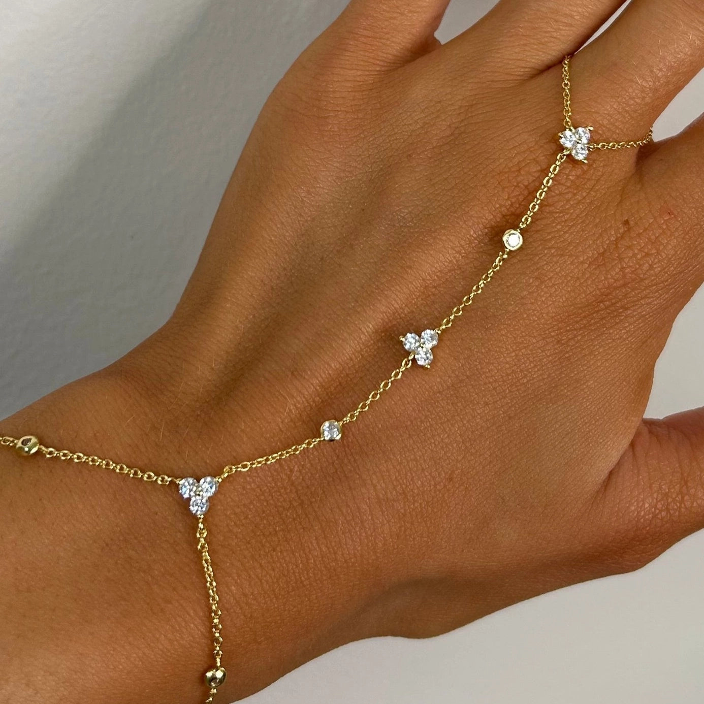 Rosalina Hand Chain - ONFEMME By Lindsey's Kloset