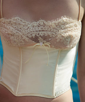 Victoria Bustier
