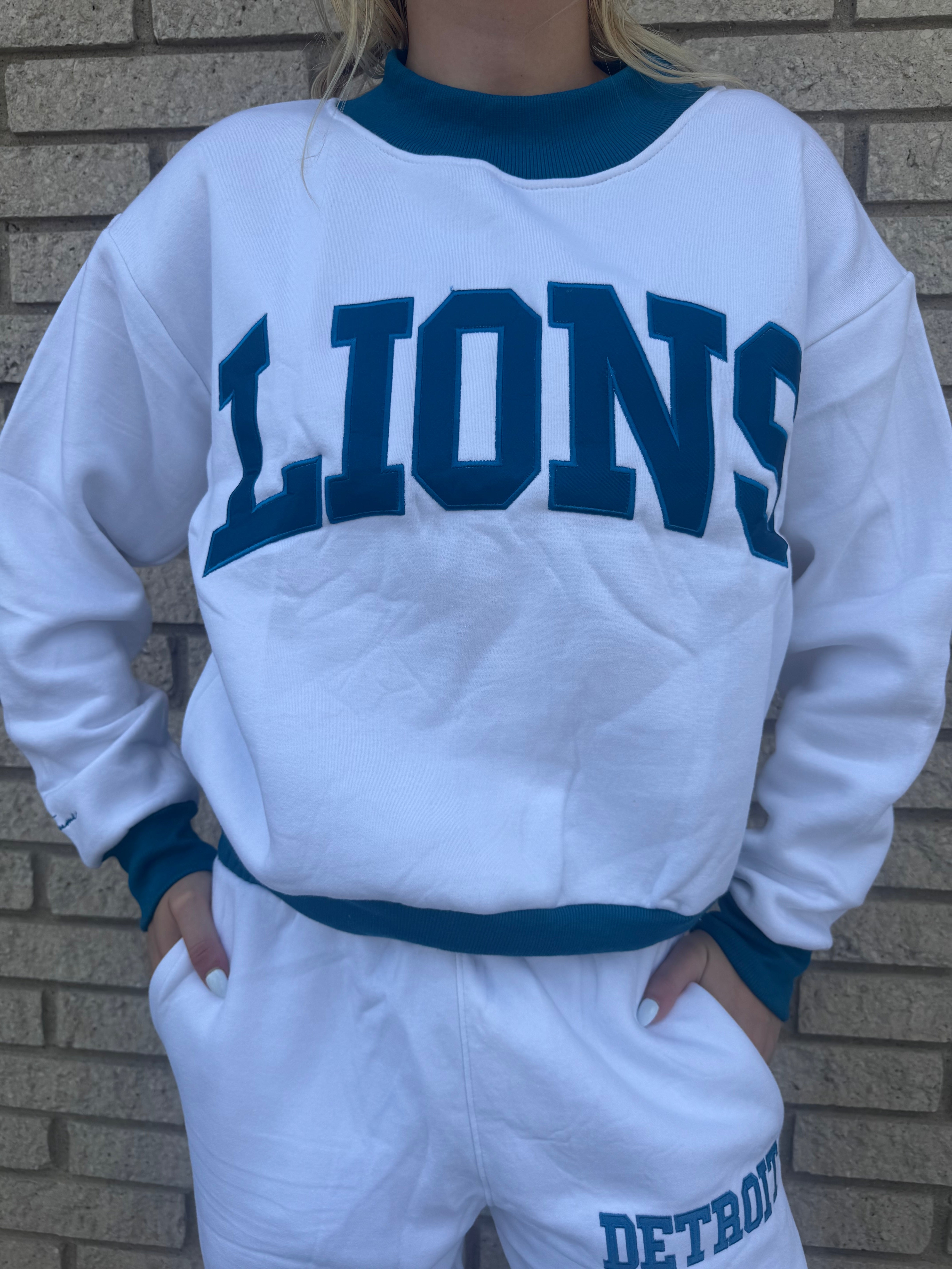 Motor City Sunday Mockneck