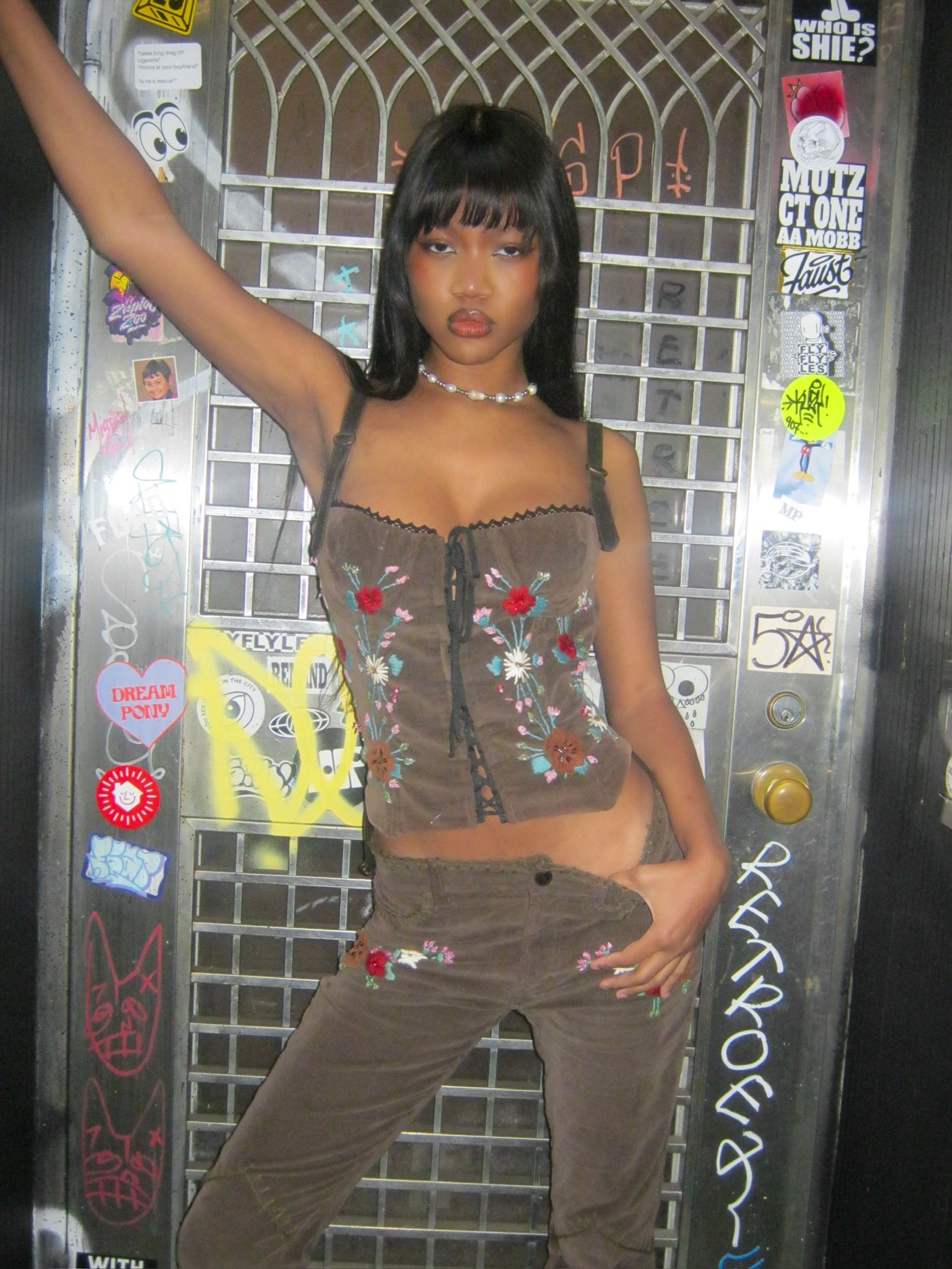 F/W 2002 Brown Corduroy Embroided Flowers Co-ord Set - ONFEMME By Lindsey's Kloset