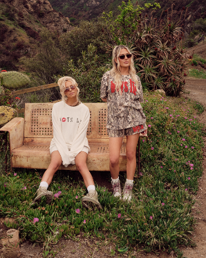 Cadet White Kara Crewneck - ONFEMME By Lindsey's Kloset