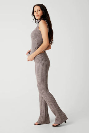 Axel Cable Cloud Knit Sleeveless Sweater - ONFEMME By Lindsey's Kloset Axel Cable Cloud Knit Sleeveless Sweater - ONFEMME By Lindsey's Kloset