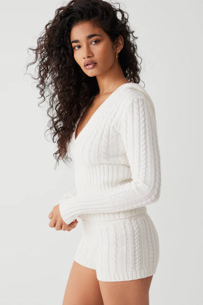 Evermore Cable Cloud Knit Sweater - ONFEMME By Lindsey's Kloset