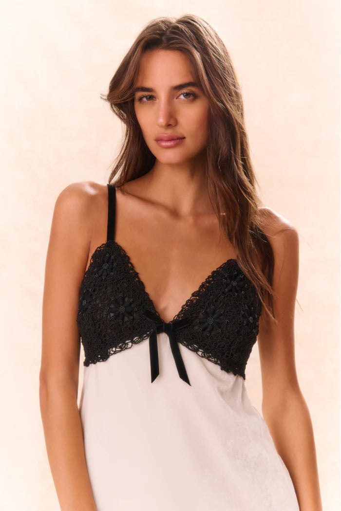 Ganette Velvet Mini Dress - ONFEMME By Lindsey's Kloset