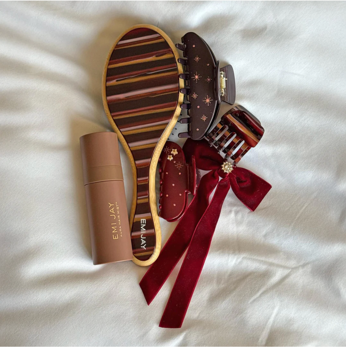 Sweetheart Clip in Dinner Party - ONFEMME By Lindsey's Kloset