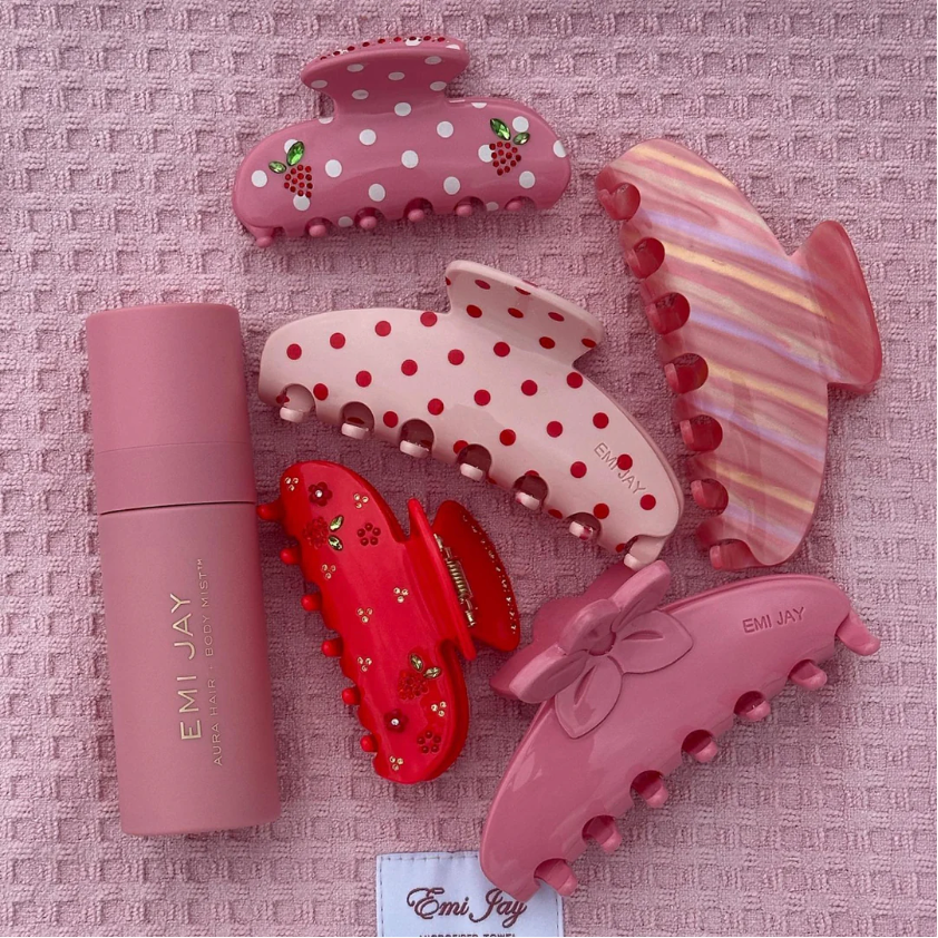 Sweetheart Clip in Berry Beach Club - ONFEMME By Lindsey's Kloset