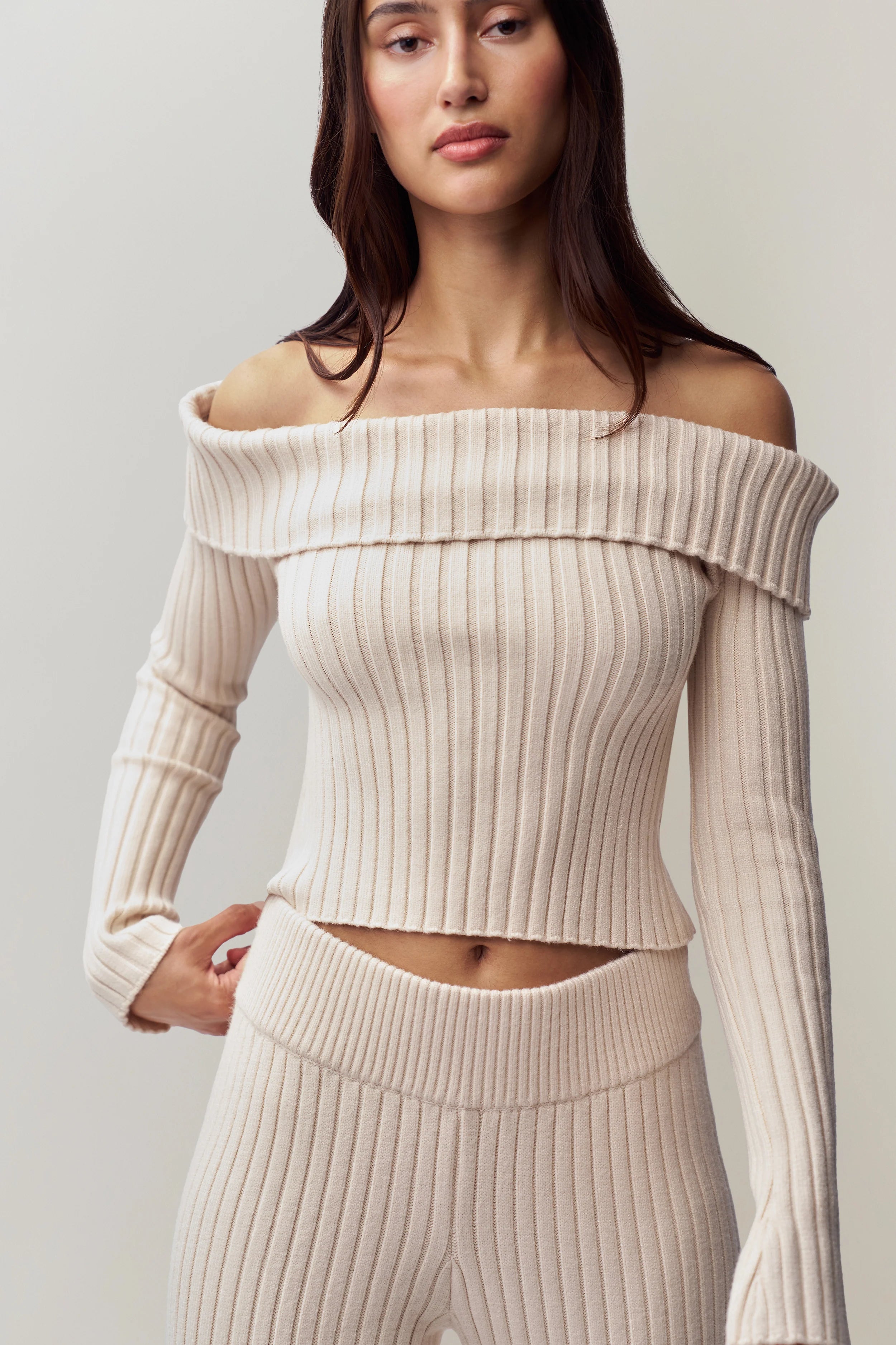 Thalia Off Shoulder Sweater - ONFEMME By Lindsey's Kloset