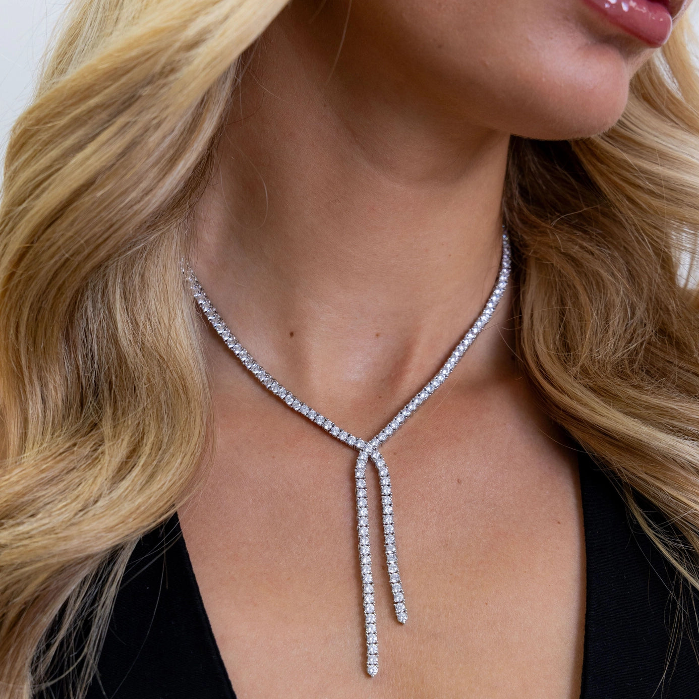 Tennis Bow Necklace - ONFEMME By Lindsey's Kloset