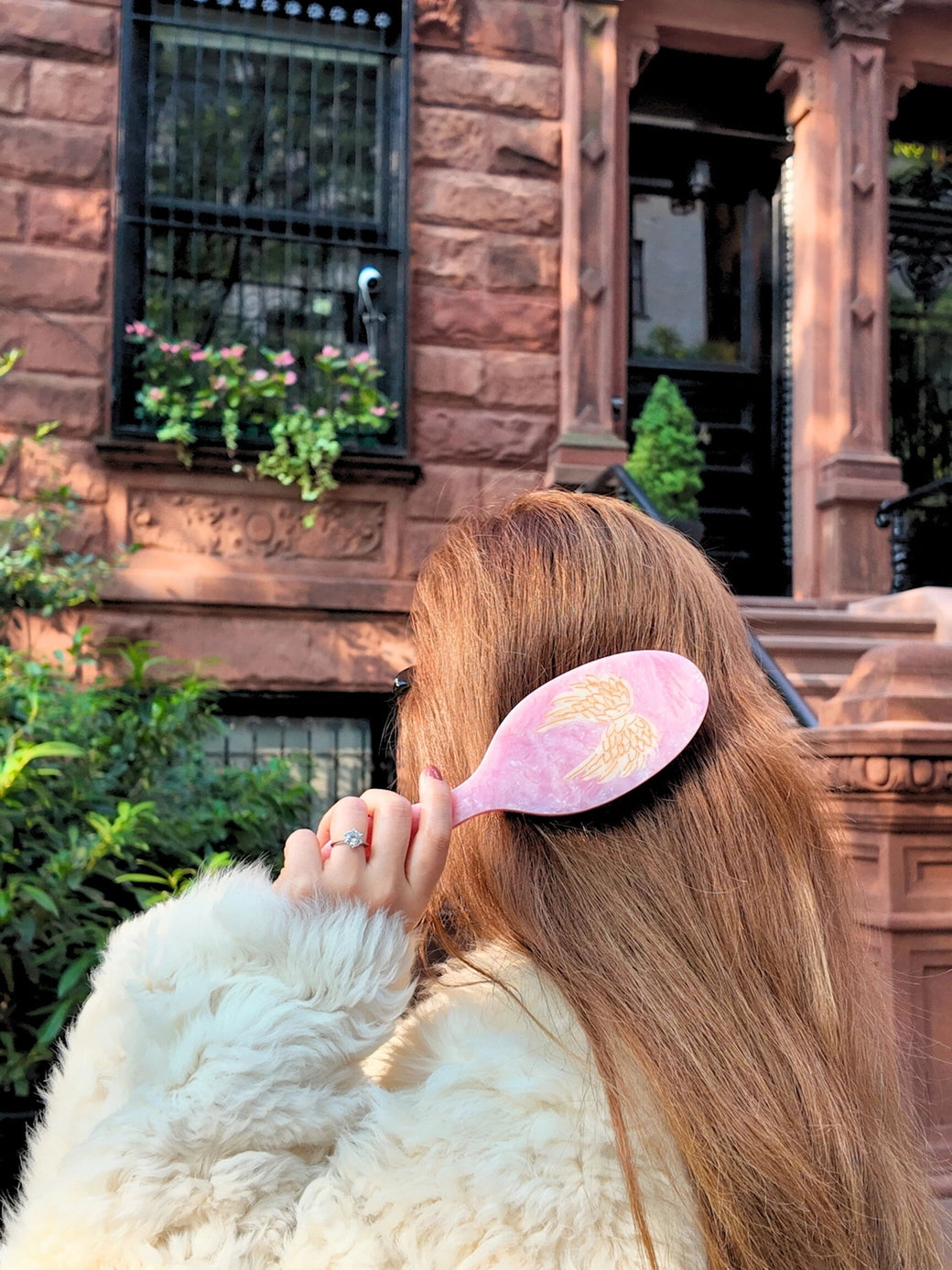 Angel Wings Amazing Hair Day Brush - ONFEMME By Lindsey's Kloset