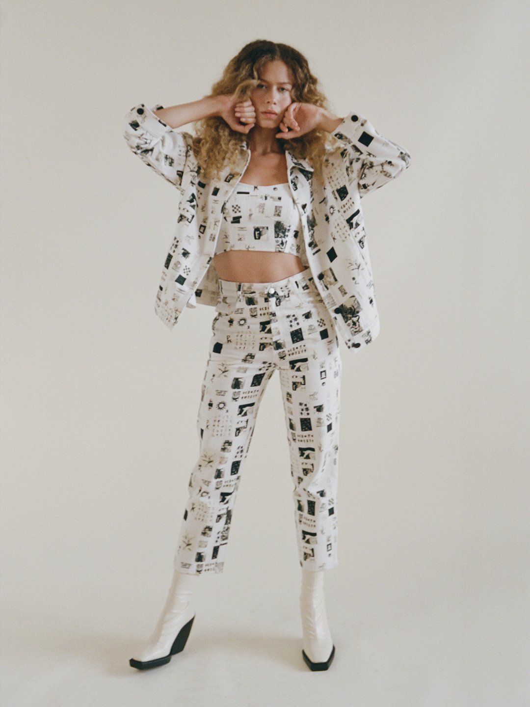KUSAMA TWILL GALLERY PRINT PANT - ONFEMME By Lindsey's Kloset