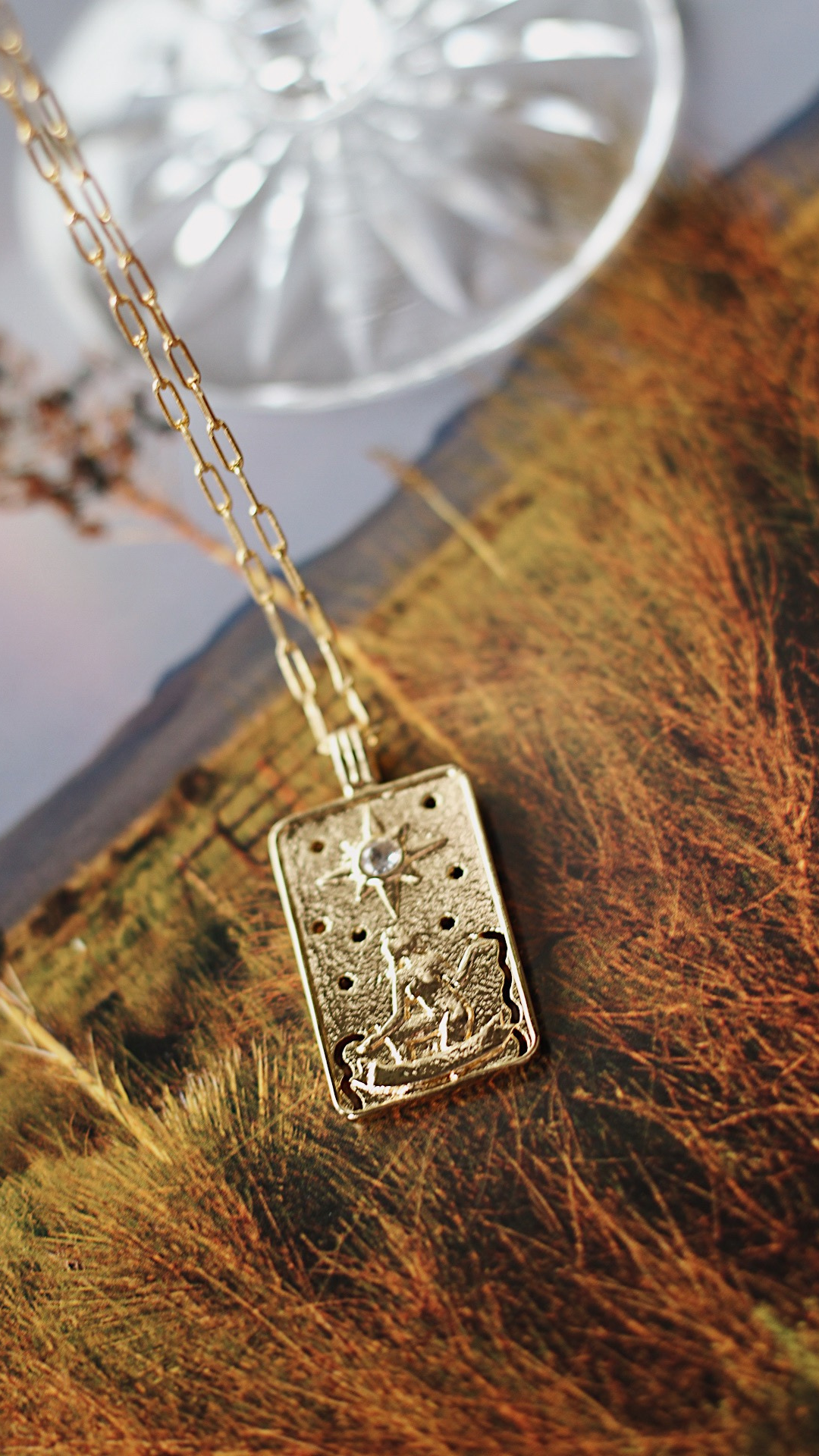 Star Tarot Necklace - ONFEMME By Lindsey's Kloset